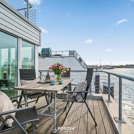 Am Pier Olpenitz